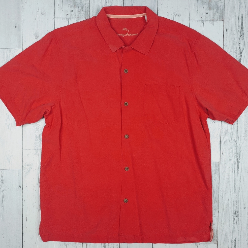 Tommy Bahama 100% Silk Men's Large Short Sleeve Button Up Shirt Red Excellent!